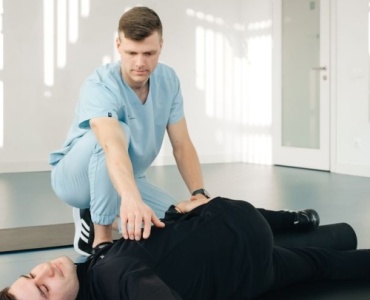 Jak długo trwa trening EMS? Czas trwania sesji, efekty i zalecana częstotliwość